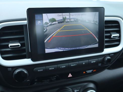 New 2026 Hyundai Venue SEL FWD image 14