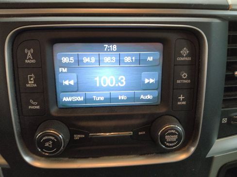 Used 2017 RAM 1500 Classic SLT AWD/4WD image 25