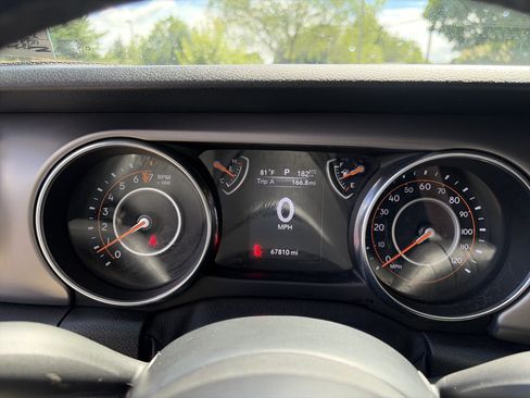 Used 2020 Jeep Wrangler Sport AWD/4WD image 30