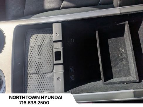 Used 2026 Genesis GV70 2.5T Select AWD/4WD image 22