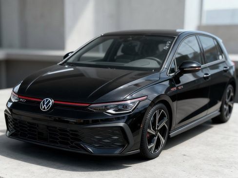 New 2025 Volkswagen GTI SE image 3