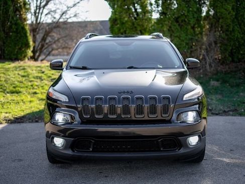Used 2015 Jeep Cherokee Latitude FWD image 2
