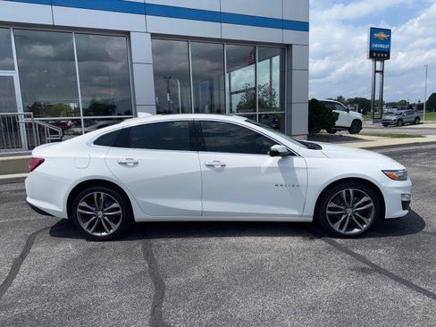 Used 2020 Chevrolet Malibu Premier w/ LPO, Floor Liner Package FWD image 2