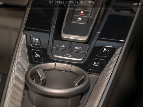 Used 2020 Porsche 911 Carrera RWD image 22