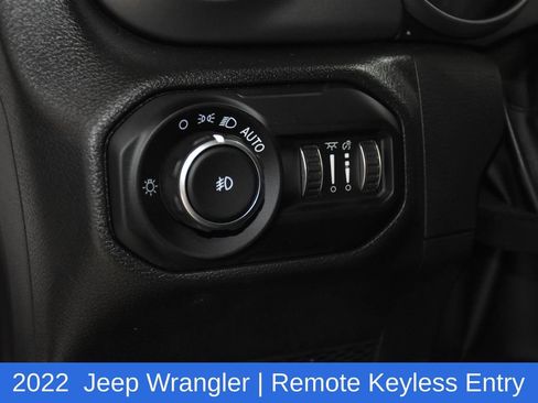 Used 2022 Jeep Wrangler Unlimited Sport image 11