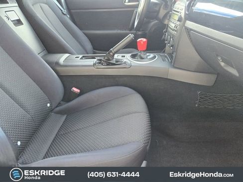 Used 2007 MAZDA MX-5 Miata Touring w/ Appearance Pkg image 16