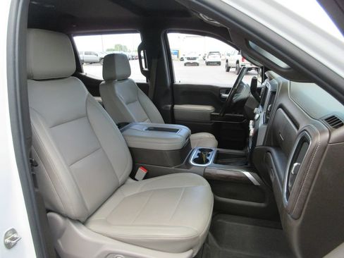 Used 2021 GMC Sierra 1500 SLT w/ SLT Premium Plus Package AWD/4WD image 26