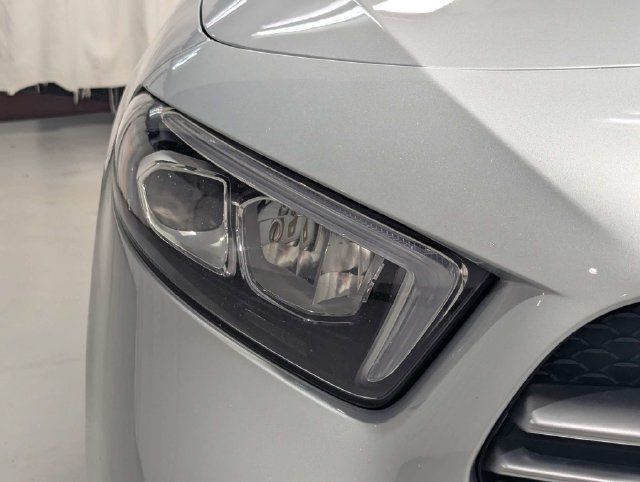 Used 2021 Mercedes-Benz A 35 AMG 4MATIC image 27
