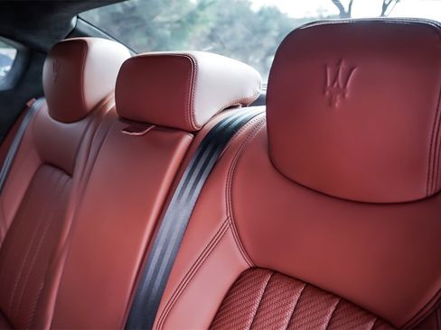 Certified 2022 Maserati Quattroporte Trofeo image 36