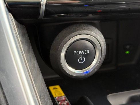 Used 2024 Toyota Venza Nightshade AWD/4WD image 19