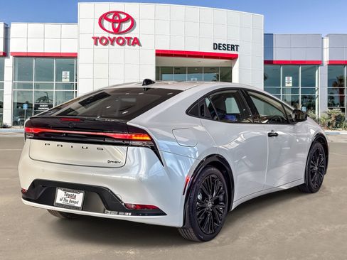 New 2026 Toyota Prius Plug-In Hybrid image 7