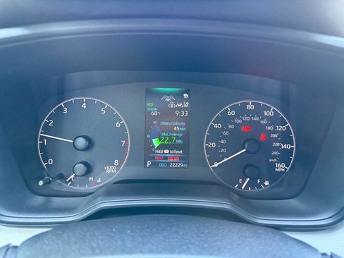 Used 2023 Toyota Corolla SE FWD image 31
