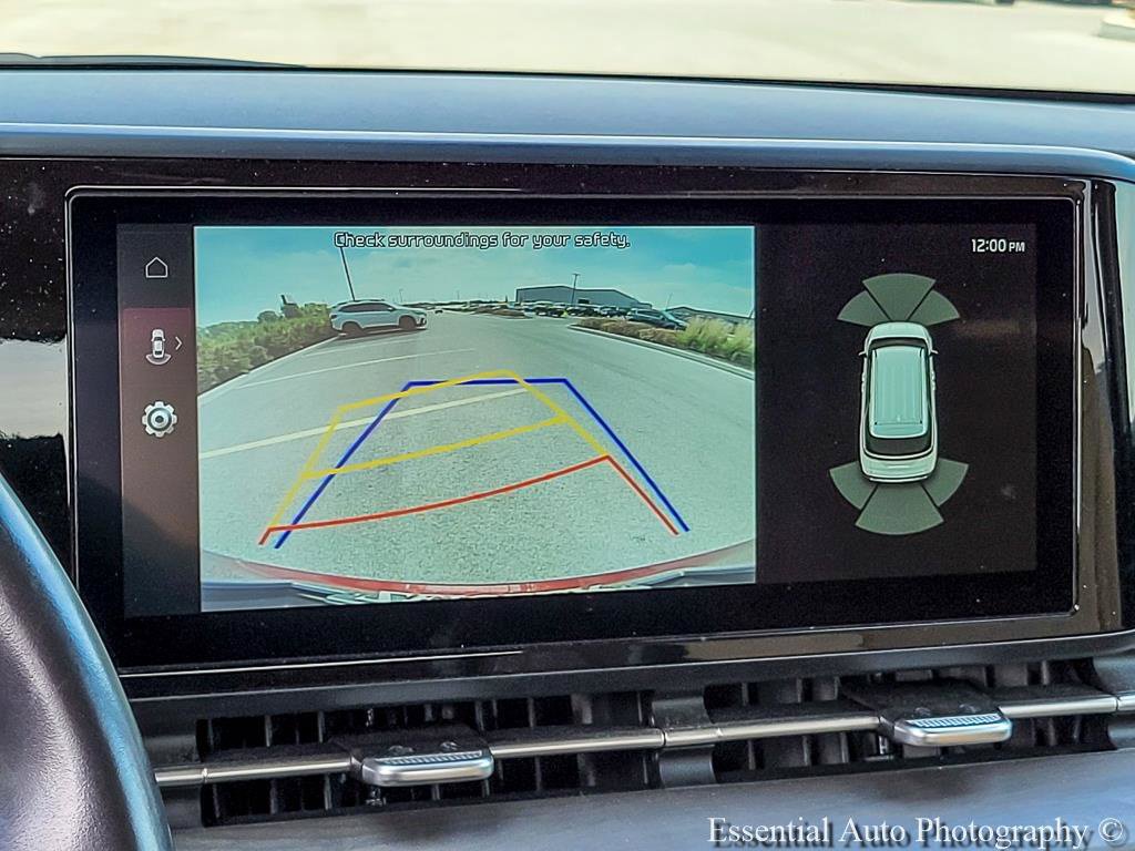 Used 2024 Kia Carnival EX FWD image 13