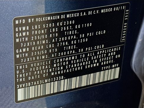 Used 2020 Volkswagen Tiguan SEL image 12