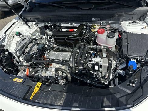 Used 2024 Mercedes-Benz EQB 250+ image 30