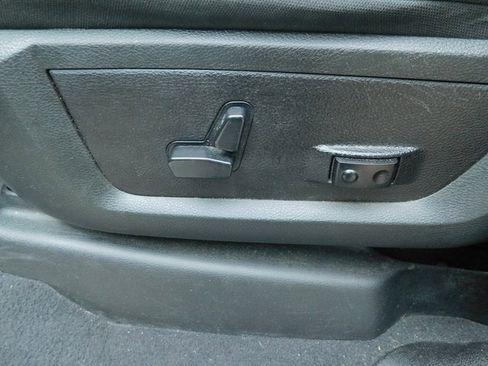 Used 2024 RAM 2500 Big Horn image 26