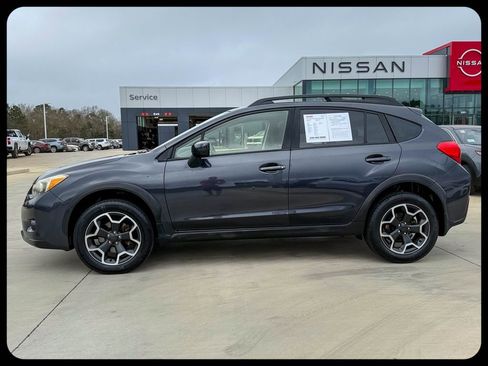 Used 2015 Subaru Crosstrek 2.0i Premium image 16