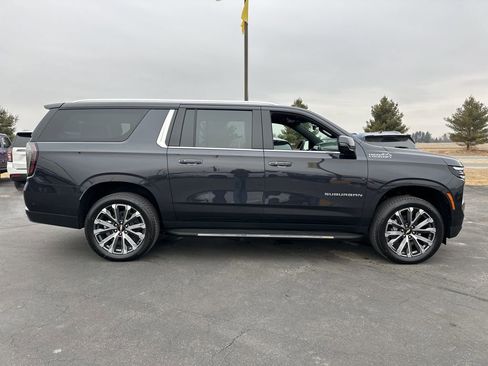 New 2026 Chevrolet Suburban High Country w/ Sun And Tow Package image 3