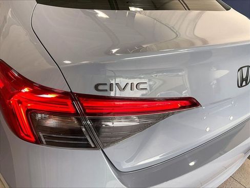 Used 2024 Honda Civic Sport image 28