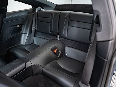Certified 2025 Porsche 911 Carrera RWD image 40
