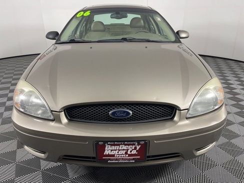 Used 2006 Ford Taurus SEL image 18