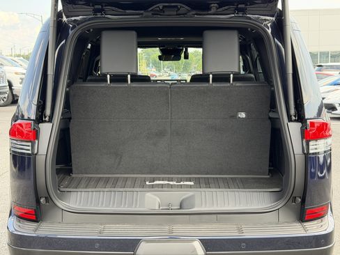 Used 2026 Lexus GX 550 w/ Accessory Package (2T) AWD/4WD image 31