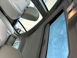 Used 2005 INFINITI G35 x Sedan w/ (P03) Premium Pkg C image 6