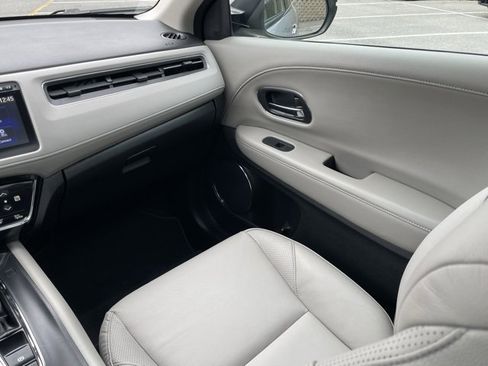 Used 2017 Honda HR-V EX-L image 35