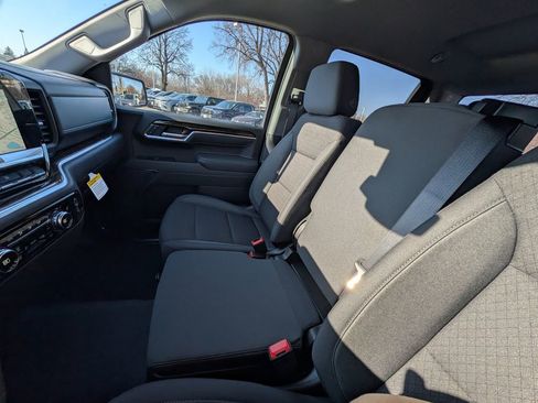 New 2026 GMC Sierra 1500 SLE image 54