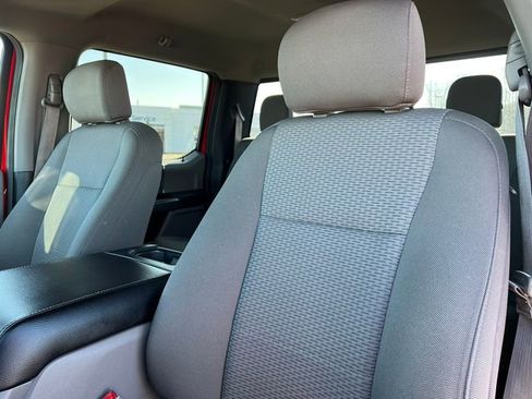 Used 2019 Ford F150 XLT w/ Equipment Group 302A Luxury AWD/4WD image 17