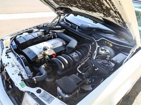 Used 1995 Mercedes-Benz E 320 Convertible image 93