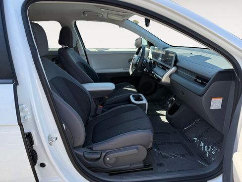 Used 2024 Hyundai Ioniq 5 SE RWD image 19