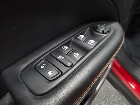 Used 2020 Jeep Compass Latitude image 27