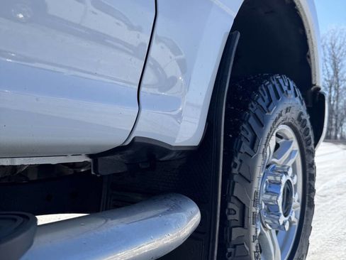 Used 2017 Ford F250 XLT w/ FX4 Off-Road Package AWD/4WD image 13