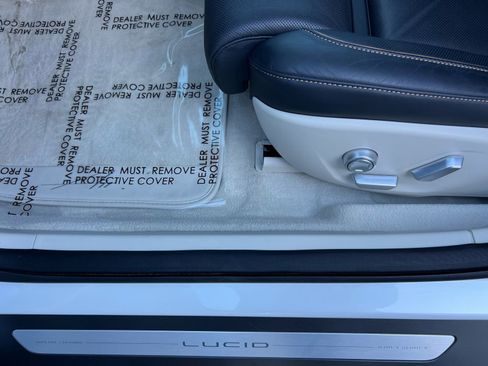 Used 2024 Lucid Air Touring image 26