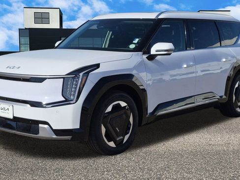 New 2026 Kia EV9 Land image 4