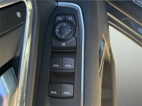 New 2026 Chevrolet Silverado 1500 LT w/ Leather Package image 13