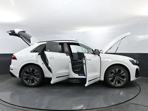 New 2026 Audi Q8 Premium Plus AWD/4WD image 30