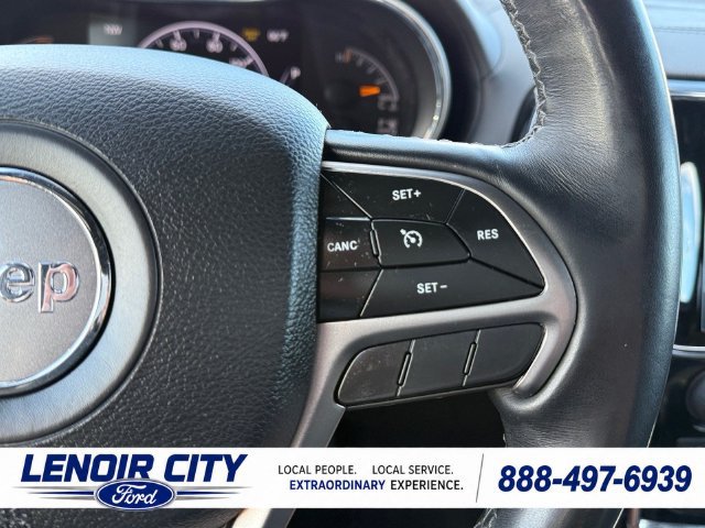 Used 2019 Jeep Grand Cherokee Overland AWD/4WD image 20