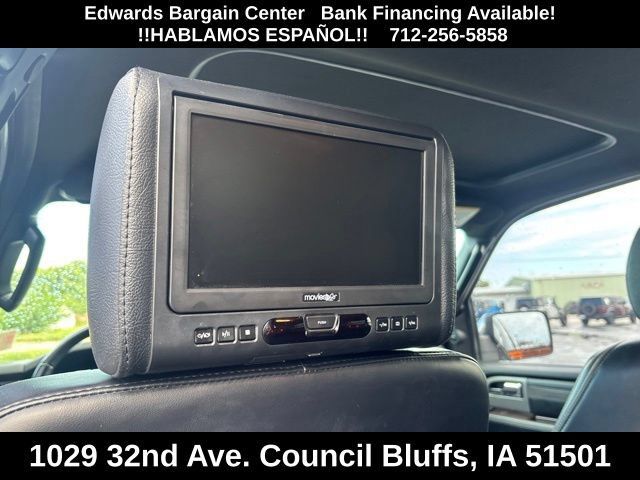 Used 2017 Ford Expedition EL Platinum AWD/4WD image 16