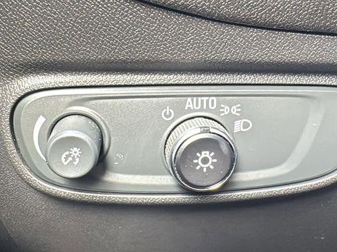 Certified 2023 Chevrolet Equinox LT AWD/4WD image 13