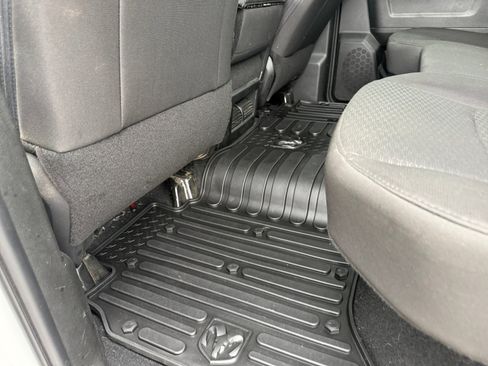 Used 2020 RAM 1500 Tradesman w/ Tradesman SXT Package RWD image 12