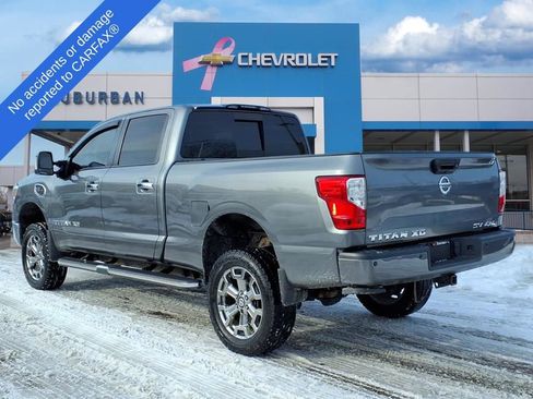 Used 2018 Nissan Titan SV w/ SV Convenience Package image 7