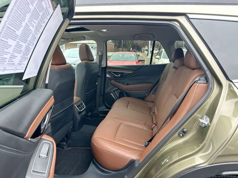 Certified 2022 Subaru Outback Touring w/ Popular Package #2 image 25