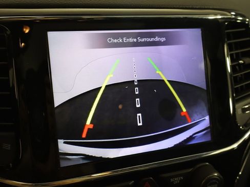 Used 2020 Jeep Grand Cherokee Limited AWD/4WD image 39