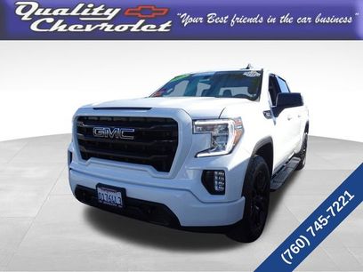 Used 2022 GMC Sierra 1500 Elevation w/ LPO, Elevation Black Package