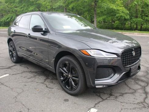 New 2026 Jaguar F-PACE R-Dynamic S image 10