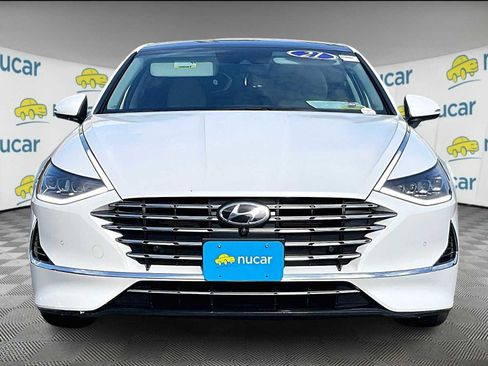 Used 2021 Hyundai Sonata Limited w/ Cargo Package image 2