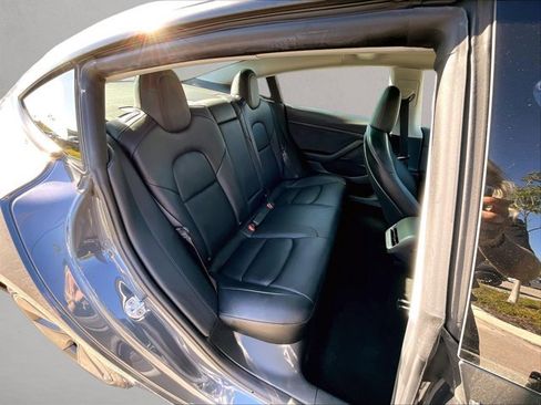 Used 2023 Tesla Model 3 Standard Range image 27