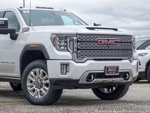 Used 2022 GMC Sierra 2500 Denali w/ Denali Ultimate Package AWD/4WD image 6